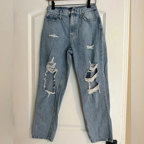 Aeropostale Slim & Thick Curvy Mom Jean - Picture 1 of 6